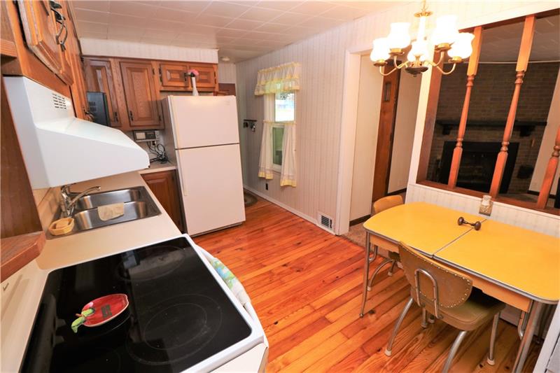 1548 Dime Road Vandergrift, PA 15690 - Photo 6 of 19