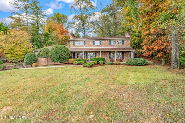 $804,500 | 5411 Holston Hills Road, Knoxville, TN 37914