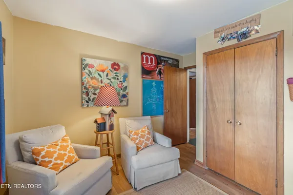 $804,500 | 5411 Holston Hills Road, Knoxville, TN 37914