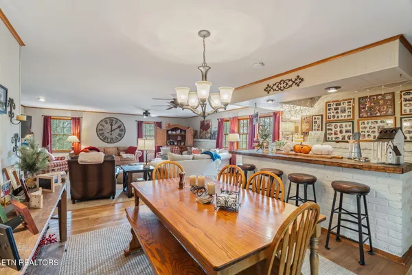 $804,500 | 5411 Holston Hills Road, Knoxville, TN 37914