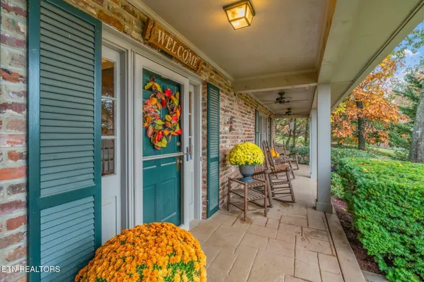 $804,500 | 5411 Holston Hills Road, Knoxville, TN 37914