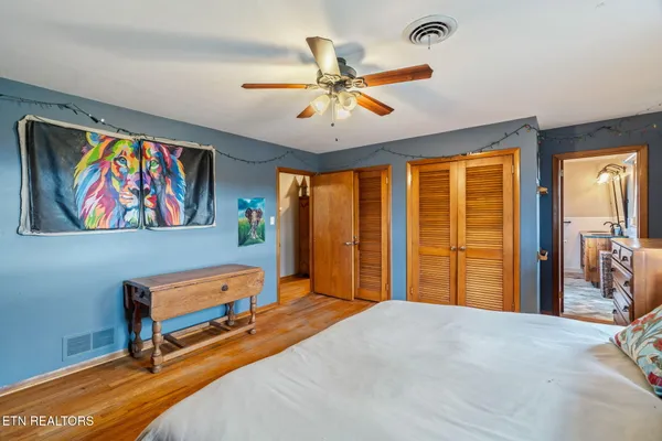 $804,500 | 5411 Holston Hills Road, Knoxville, TN 37914