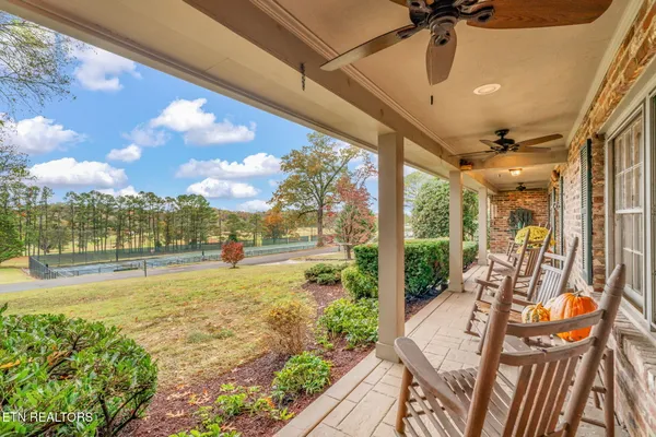 $804,500 | 5411 Holston Hills Road, Knoxville, TN 37914
