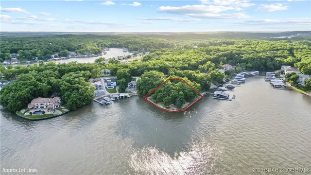 $3,900,000 | 1639-1640 La Riva Porto Cima Mo 65079, Sunrise Beach, MO 65079