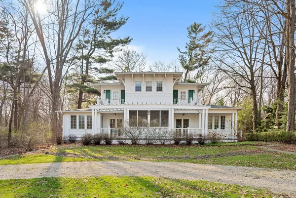 $2,460,000 | 14895 Lakeshore Road, Lakeside, MI 49116
