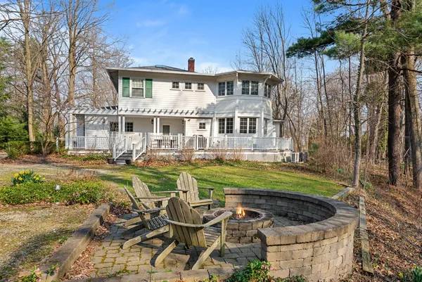 $2,460,000 | 14895 Lakeshore Road, Lakeside, MI 49116