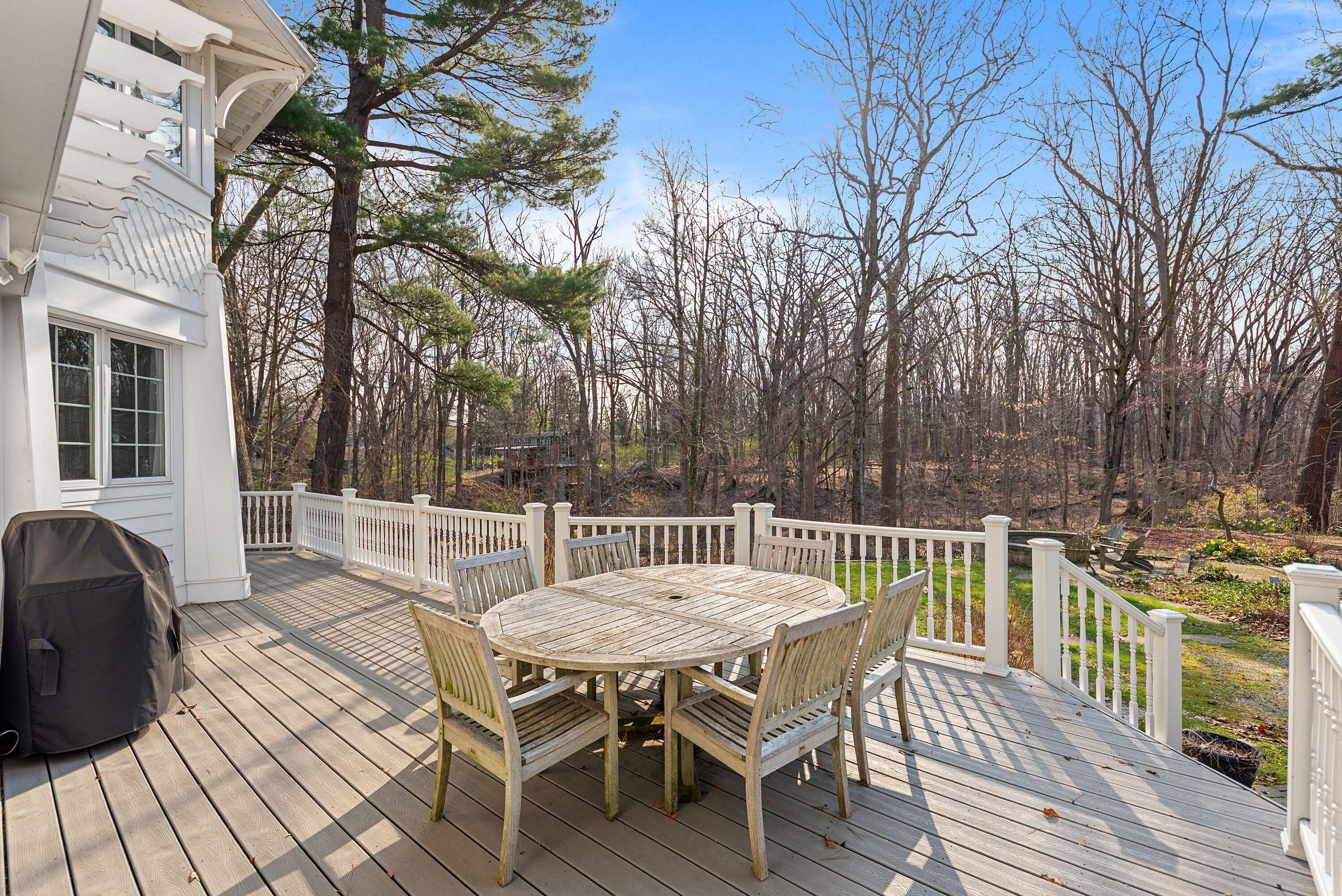 14895 Lakeshore Road Lakeside, MI 49116 - Photo 4 of 35 29_DavidDDP_7159