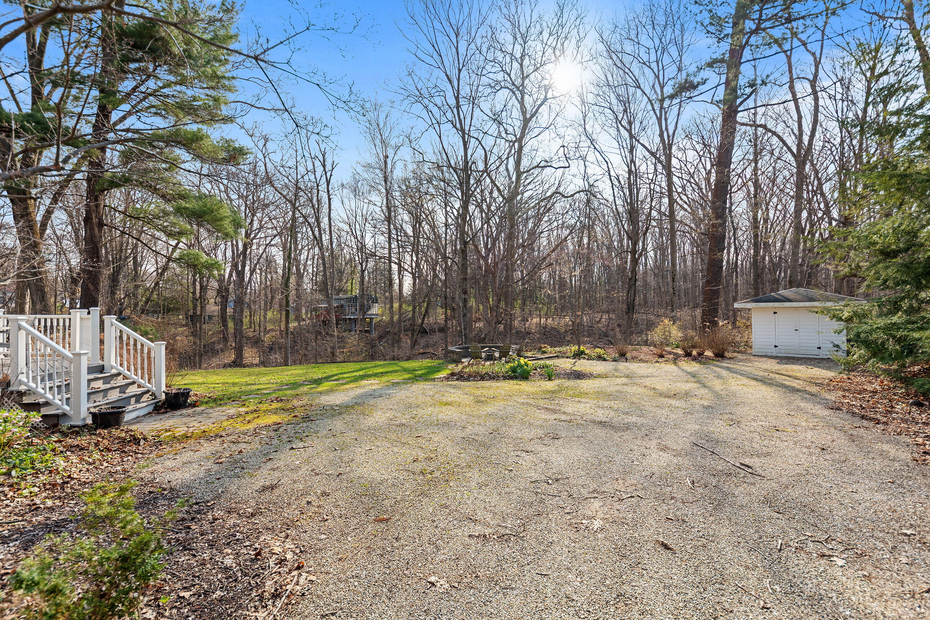 14895 Lakeshore Road Lakeside, MI 49116 - Photo 5 of 35 30_DavidDDP_7154