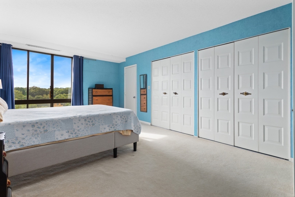 402 Paradise Road, Unit 4M Swampscott, MA 01907 - Photo 18 of 42 Gallery Image 18