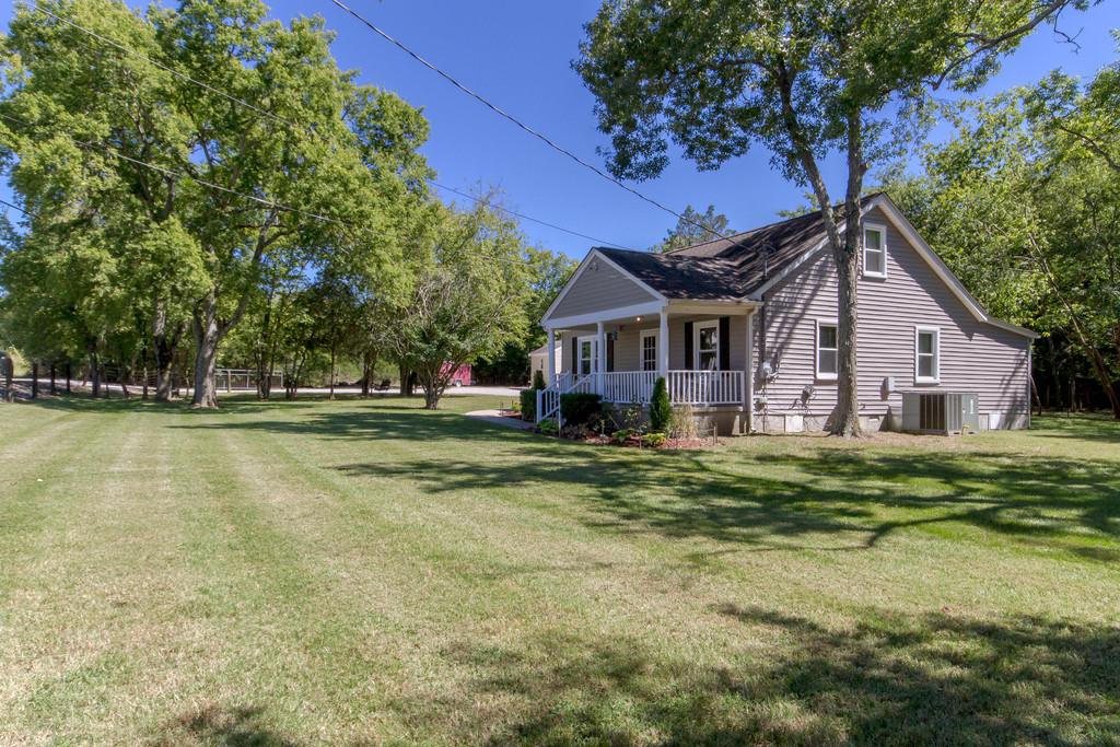 2978 Spring Hill Duplex Road Spring Hill, TN 37174 - Photo 5 of 27 Gallery Image 5