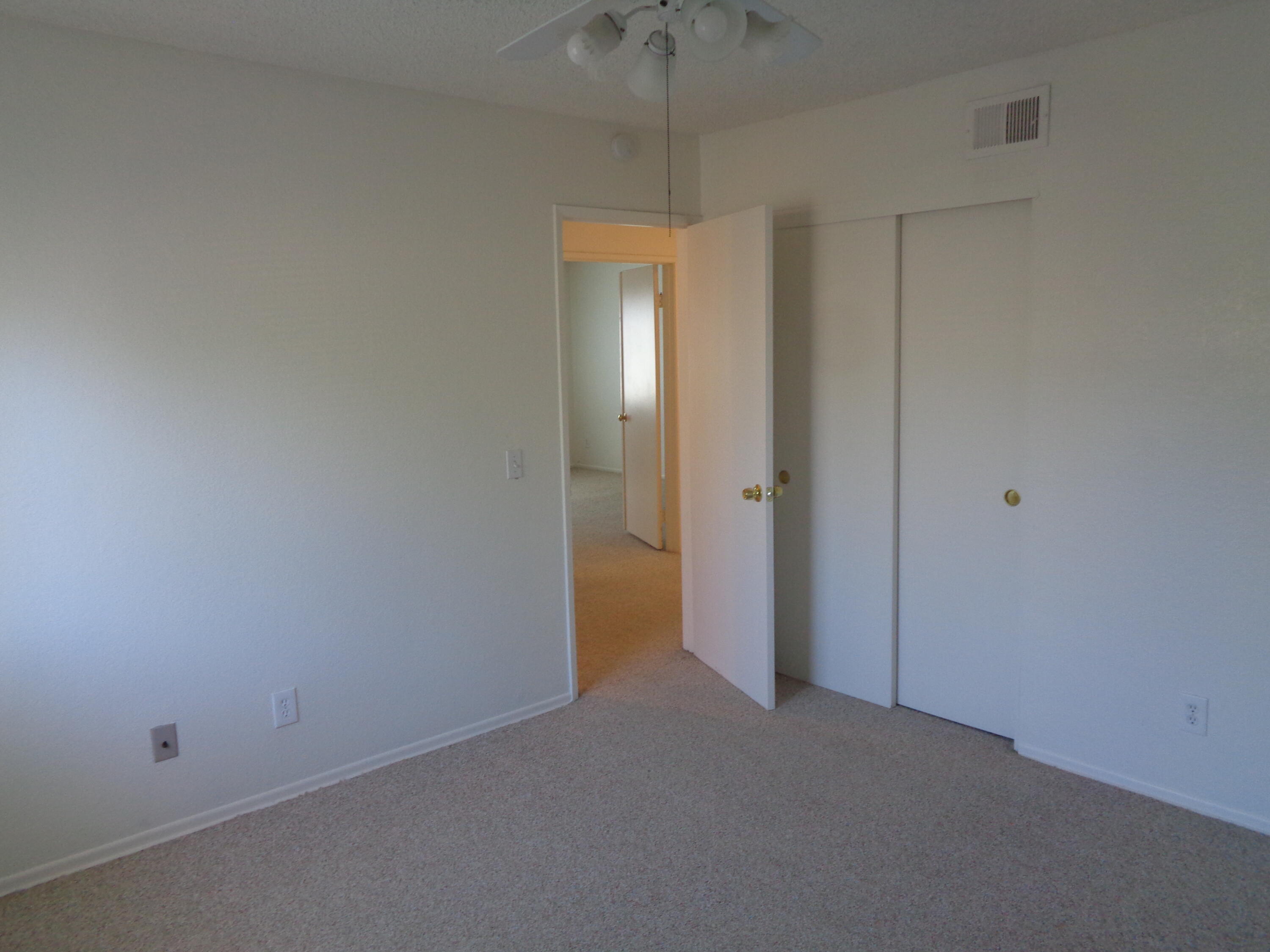 44027 Ruthron Avenue Lancaster, CA 93536 - Photo 18 of 33 DSC04316
