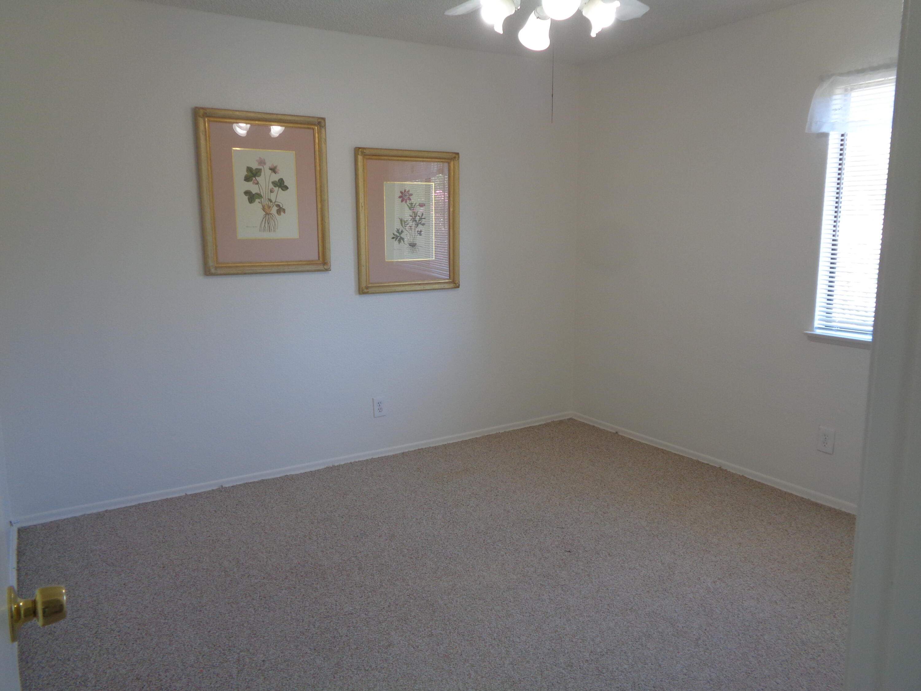 44027 Ruthron Avenue Lancaster, CA 93536 - Photo 19 of 33 DSC04395
