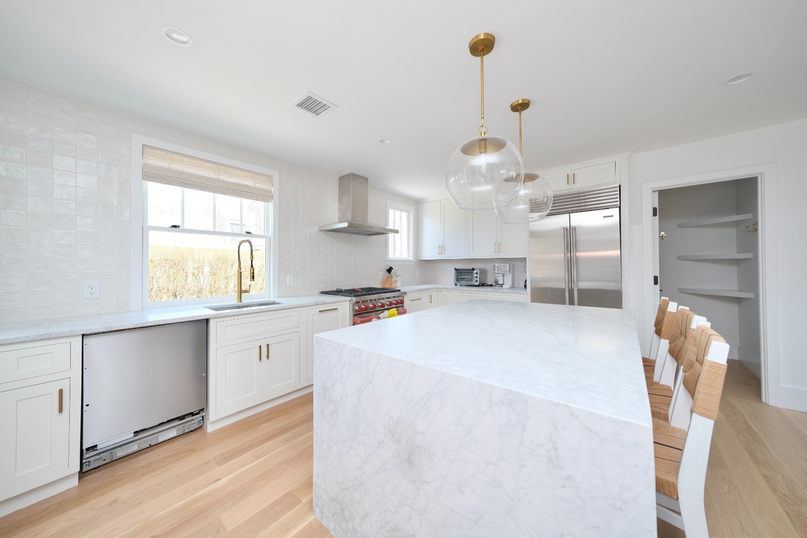 8 Walsh Street Nantucket, MA 02554 - Photo 14 of 34