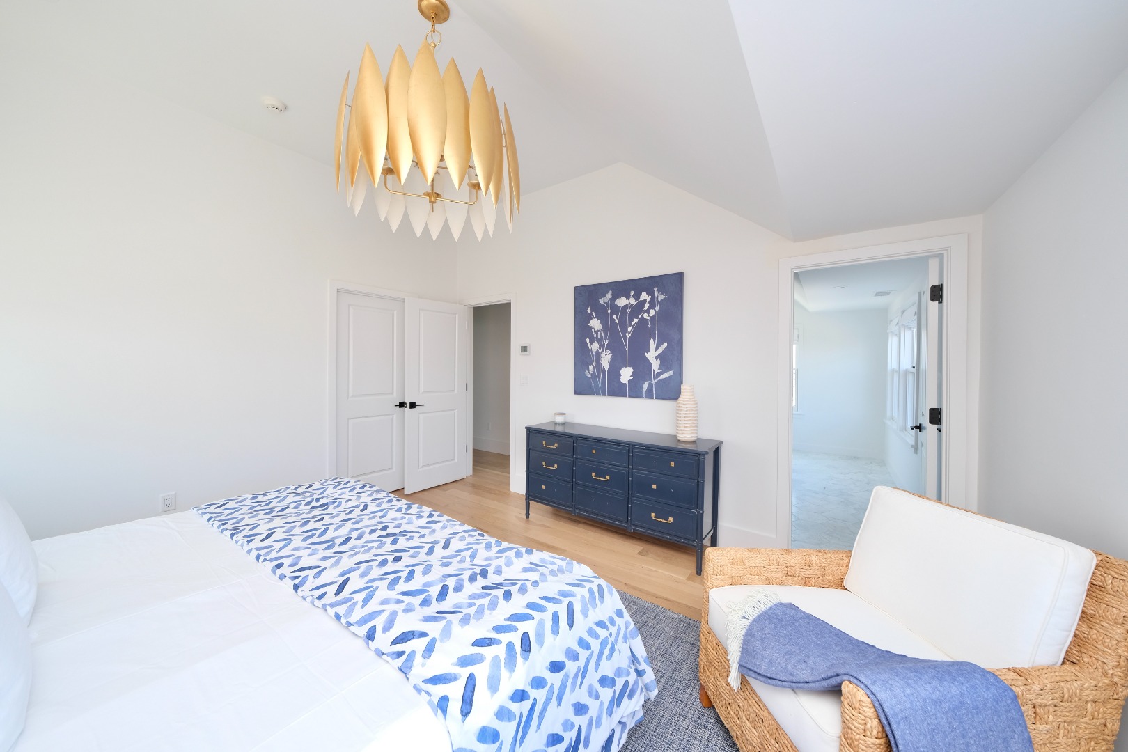 8 Walsh Street Nantucket, MA 02554 - Photo 20 of 34