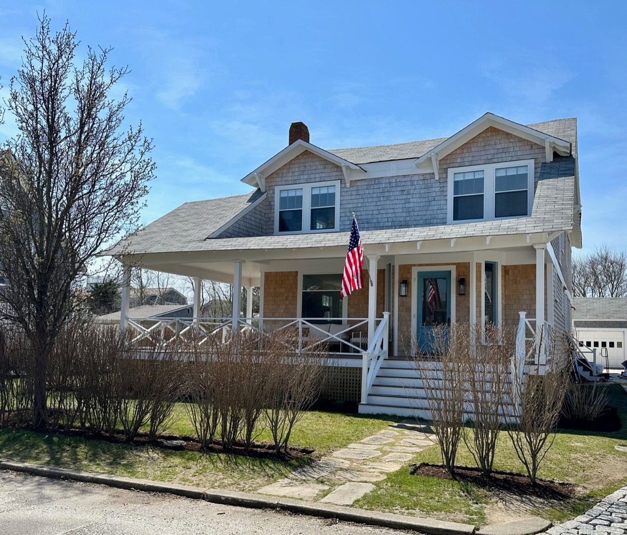 8 Walsh Street Nantucket, MA 02554 - Photo 2 of 34