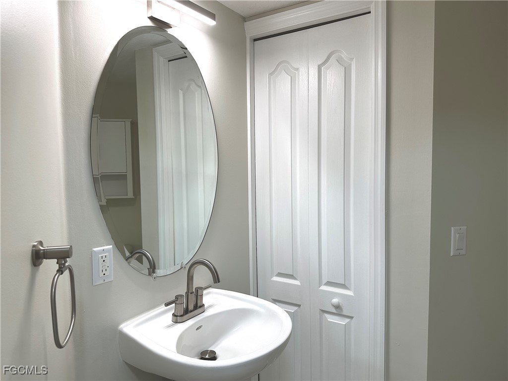 9465 Ivy Brook Run, Unit 910 Fort Myers, FL 33913 - Photo 13 of 27