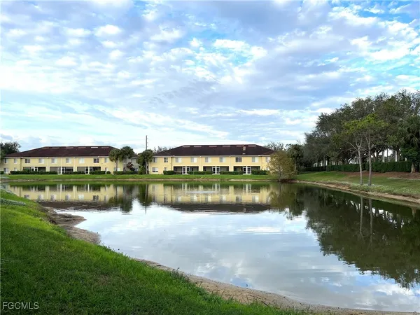 $1,670 | 9465 Ivy Brook Run, Unit 910, Fort Myers, FL 33913