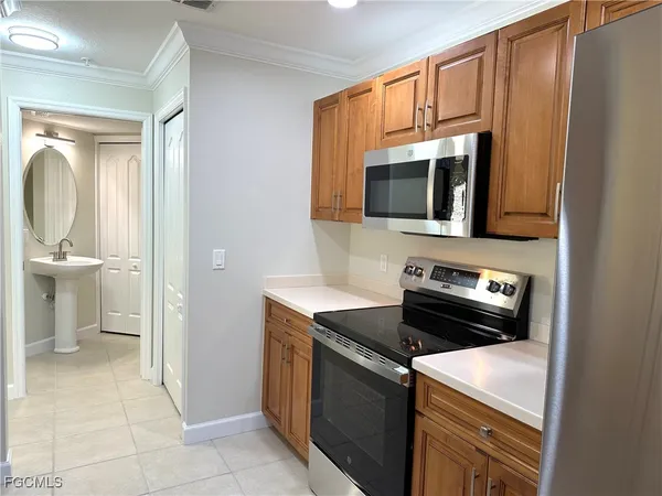 $1,670 | 9465 Ivy Brook Run, Unit 910, Fort Myers, FL 33913