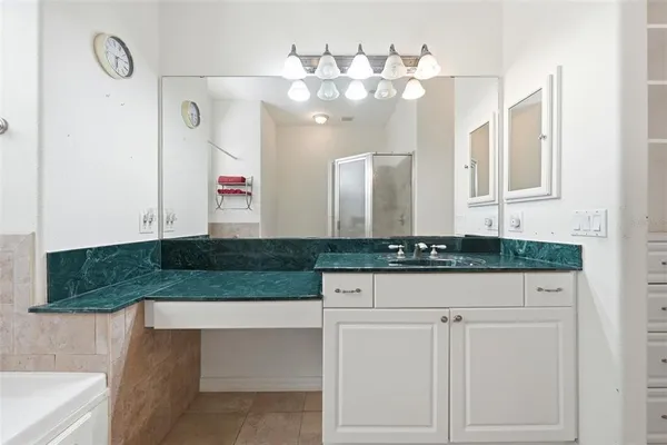 $700,000 | 35015 Radio Road, Leesburg, FL 34788