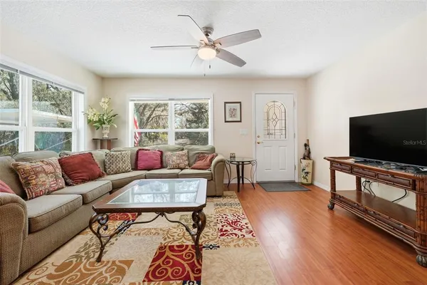 $700,000 | 35015 Radio Road, Leesburg, FL 34788