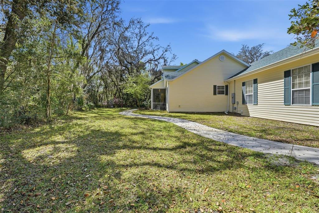 35015 Radio Road Leesburg, FL 34788 - Photo 5 of 76