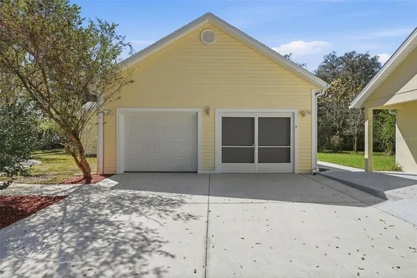$700,000 | 35015 Radio Road, Leesburg, FL 34788