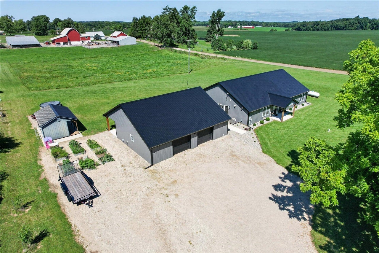 13951 Lane Road Cement City, MI 49233 - Photo 28 of 47 Gallery Image 28