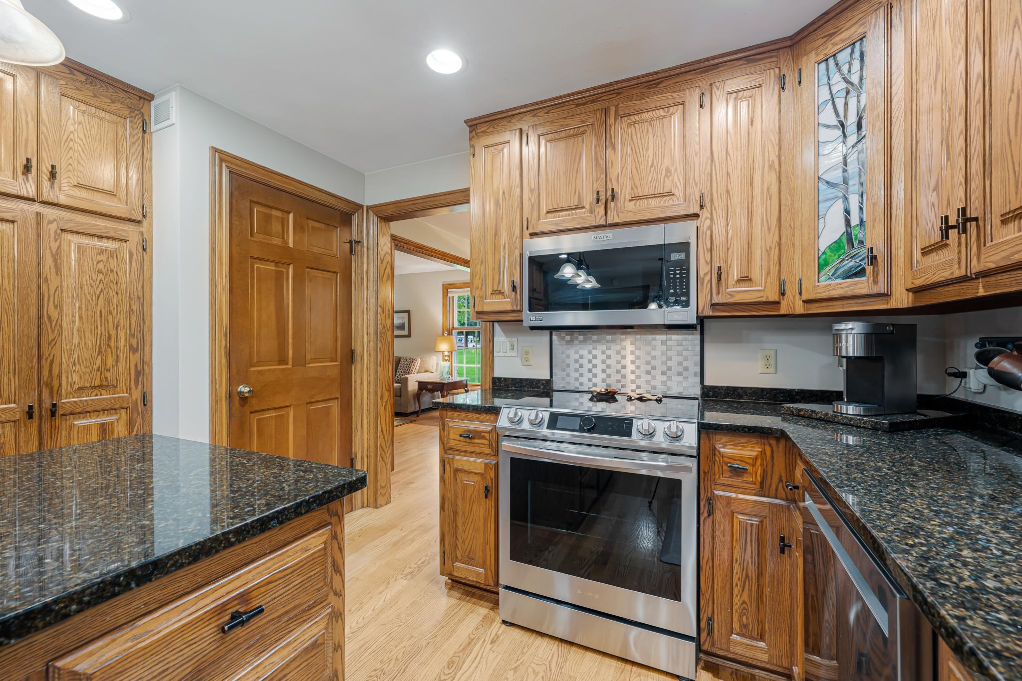 4965 Schuh Road Appleton, WI 54913 - Photo 9 of 49 Gallery Image 9