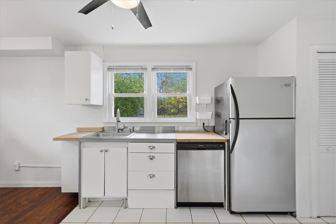 169 Church Street Westerly, RI 02808 - Photo 13 of 33