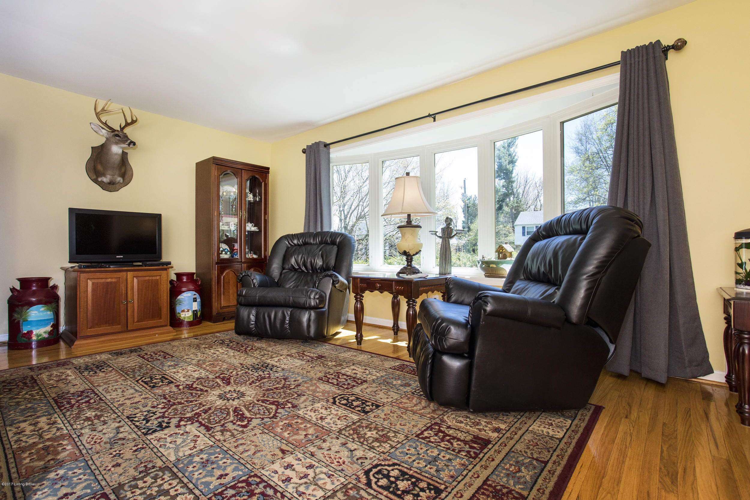 8205 Old Gate Road Louisville, KY 40241 - Photo 10 of 42 12-formal living