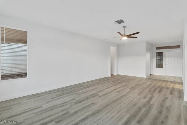 $2,695 | 503 Eagle Vista Drive, Henderson, NV 89012