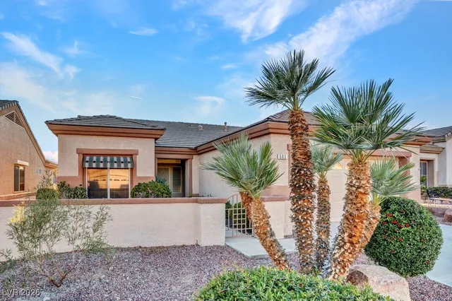 $2,695 | 503 Eagle Vista Drive, Henderson, NV 89012