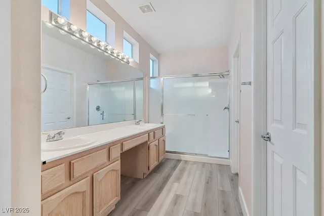 $2,695 | 503 Eagle Vista Drive, Henderson, NV 89012