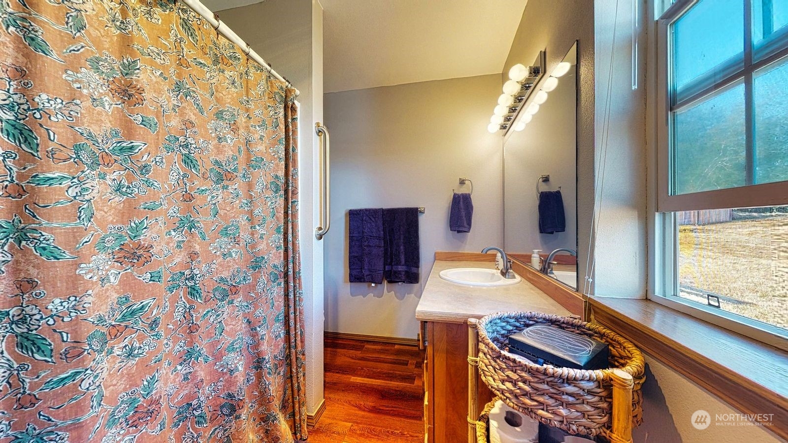 4875 Breezefair Road Freeland, WA 98249 - Photo 12 of 20 Gallery Image 12