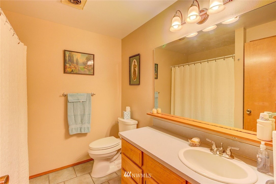 8146 Delphi Road Southwest Olympia, WA 98512 - Photo 16 of 21 Gallery Image 16