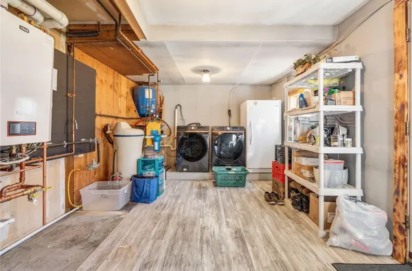 $499,000 | 33 Comikev Lane, Winterport, ME 04496