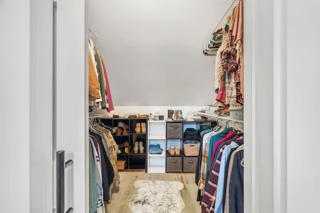 $525,000 | 33 Comikev Lane, Winterport, ME 04496