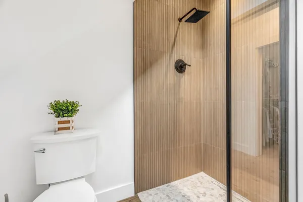 $499,000 | 33 Comikev Lane, Winterport, ME 04496