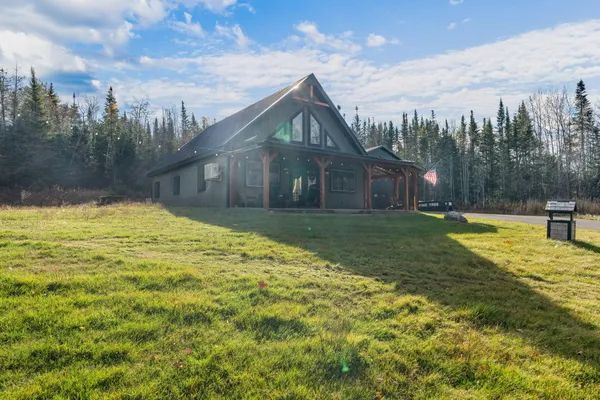 $499,000 | 33 Comikev Lane, Winterport, ME 04496