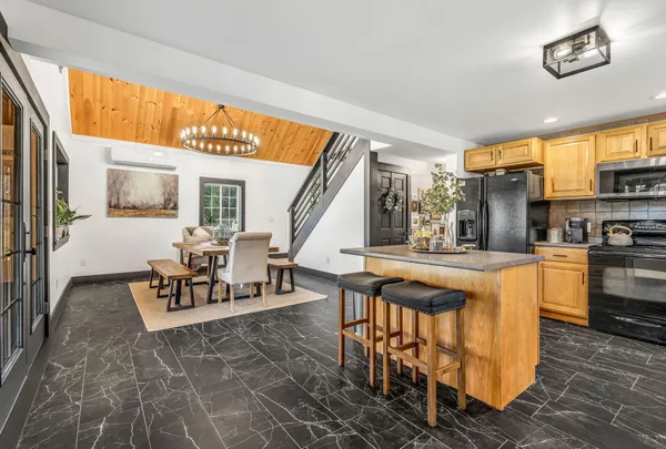 $499,000 | 33 Comikev Lane, Winterport, ME 04496