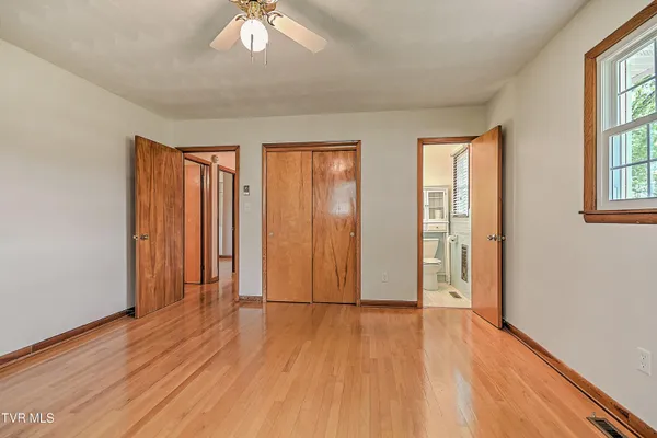 $309,900 | 879 Wayne Avenue Northeast, Abingdon, VA 24210