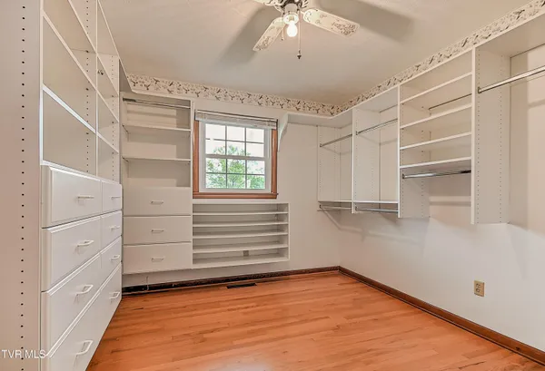 $309,900 | 879 Wayne Avenue Northeast, Abingdon, VA 24210