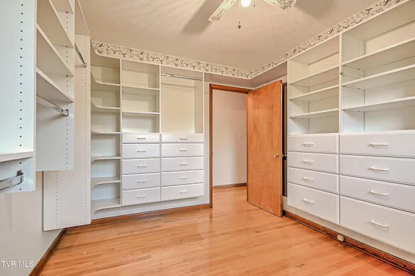 $309,900 | 879 Wayne Avenue Northeast, Abingdon, VA 24210