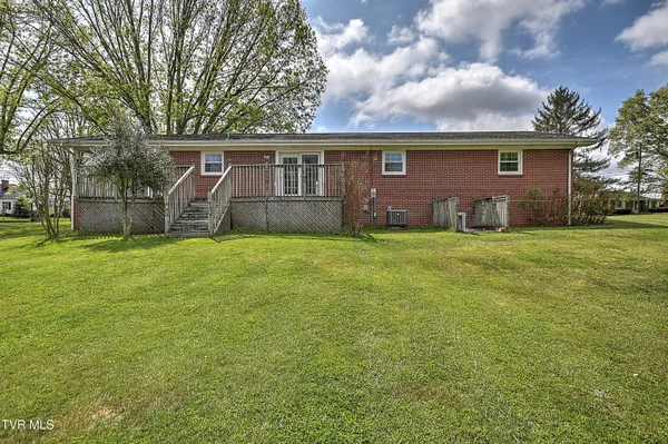 $309,900 | 879 Wayne Avenue Northeast, Abingdon, VA 24210