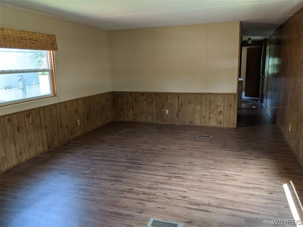 383 Southview Drive Arcade, NY 14009 - Photo 7 of 11