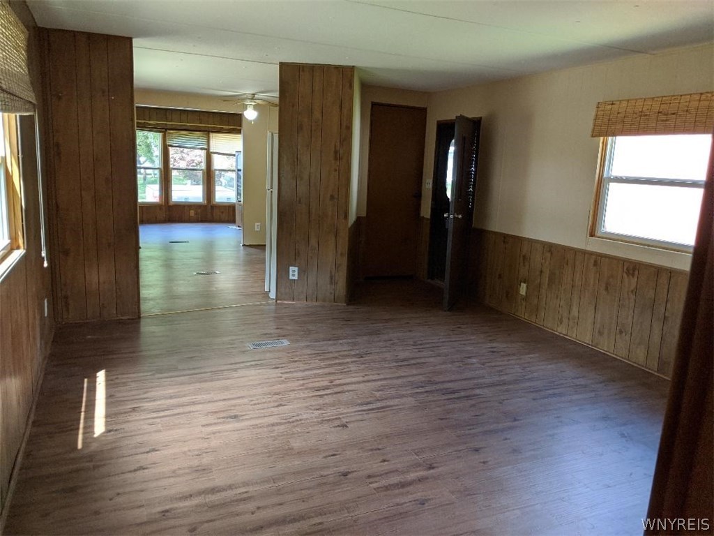 383 Southview Drive Arcade, NY 14009 - Photo 8 of 11