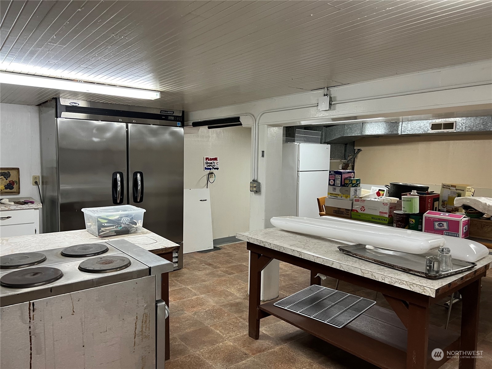 3803 Northeast 199th Street Ridgefield, WA 98642 - Photo 7 of 22 a kitchen that has a cabinets and a stove