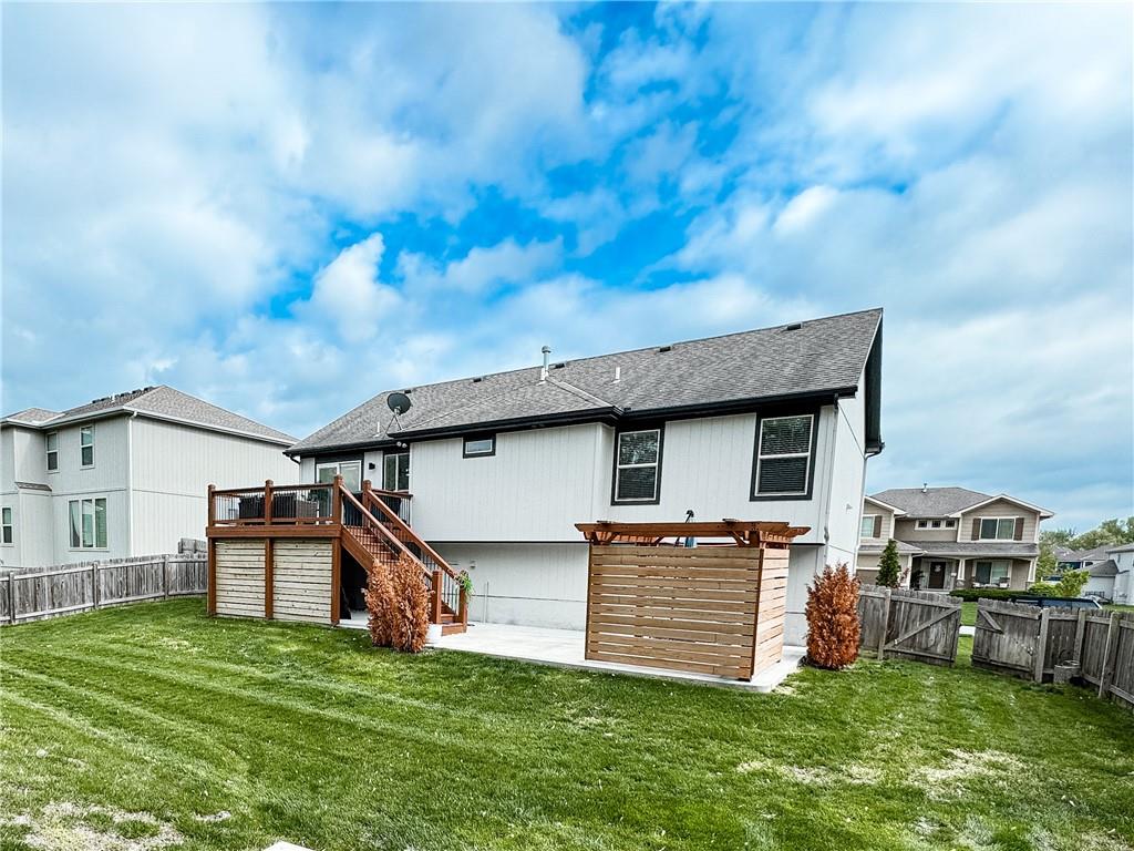 904 Southwest 35 Street Lee's Summit, MO 64082 - Photo 20 of 20