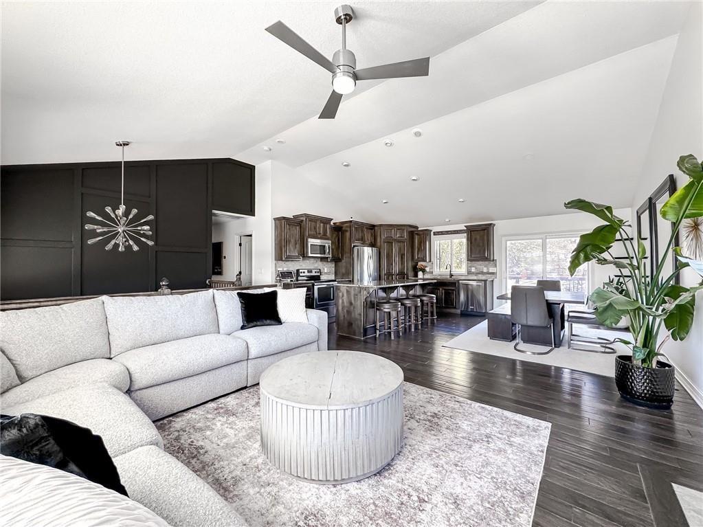 904 Southwest 35 Street Lee's Summit, MO 64082 - Photo 6 of 20