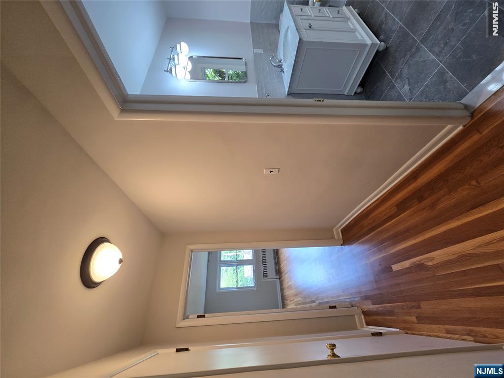 639 Oakdene Avenue, Unit 1 Ridgefield, NJ 07657 - Photo 13 of 27